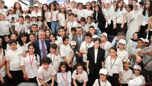 Bakan Tekin'in Katılımıyla Sultangazi'de Harezmi Eğitim Modeli Yılsonu Şenliği