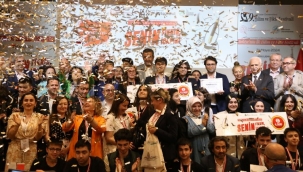 İstanbul'da liseli gençler projeleriyle yarıştı