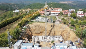 Sultangazi Belediyesi'nin Yayla Mahallesi'ne Yaptığı Gençlik Spor ve Sağlık Merkezi Hızla Yükseliyor 