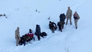 Sosyal medya paylaşımları ele verdi! Kaçak göçmenler yakalandı