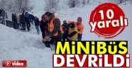 Elazığ yolunda minibüs devrildi