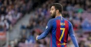 Kafası karışık… Arda Turan bayramları karıştırdı!