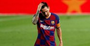 Lionel Messi, Barcelona'dan ayrılmak istediğini yönetime iletti