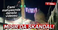 Mısır'da cami mahyasında dansöz videosu oynatıldı