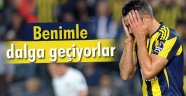 Robin van Persie: Benimle dalga geçiyorlar